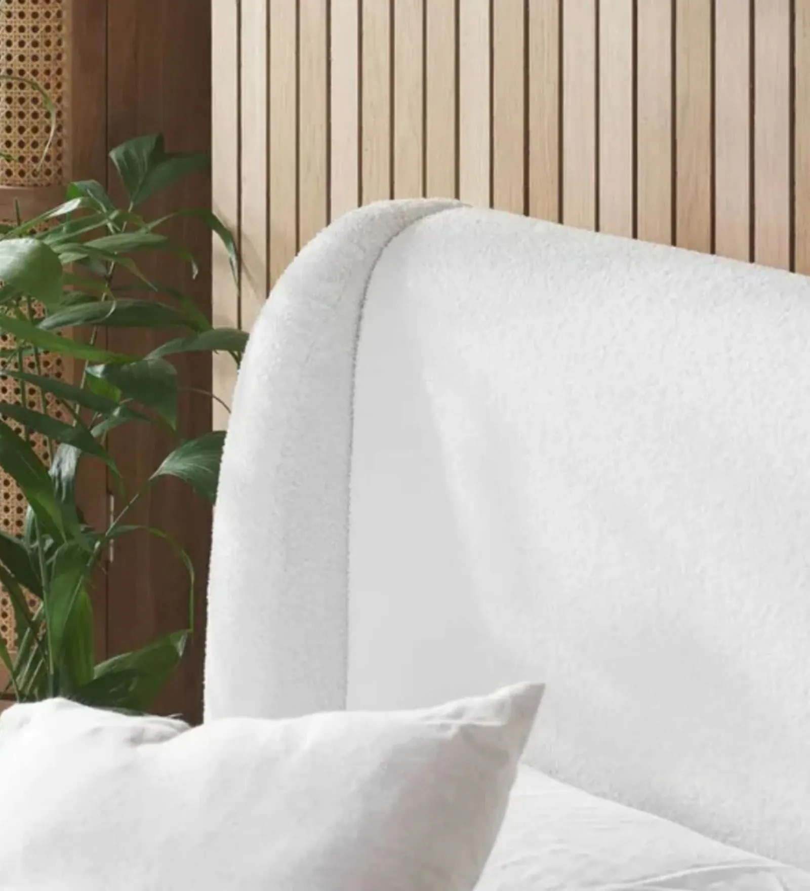 Swani Furniture Eden Boucle Queen Size Bed with Hydraulic Storage in White Colour - Image 4